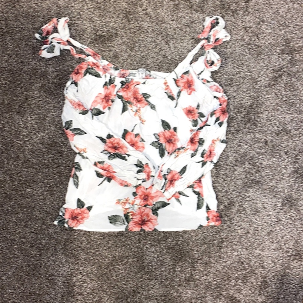3/30 Floral shirt with tie straps